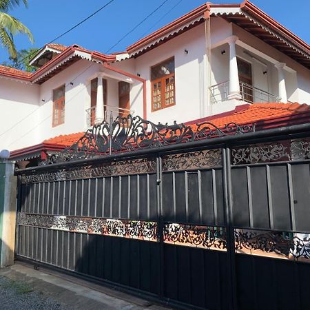 Ceylon Glory Hostel Negombo Exterior photo