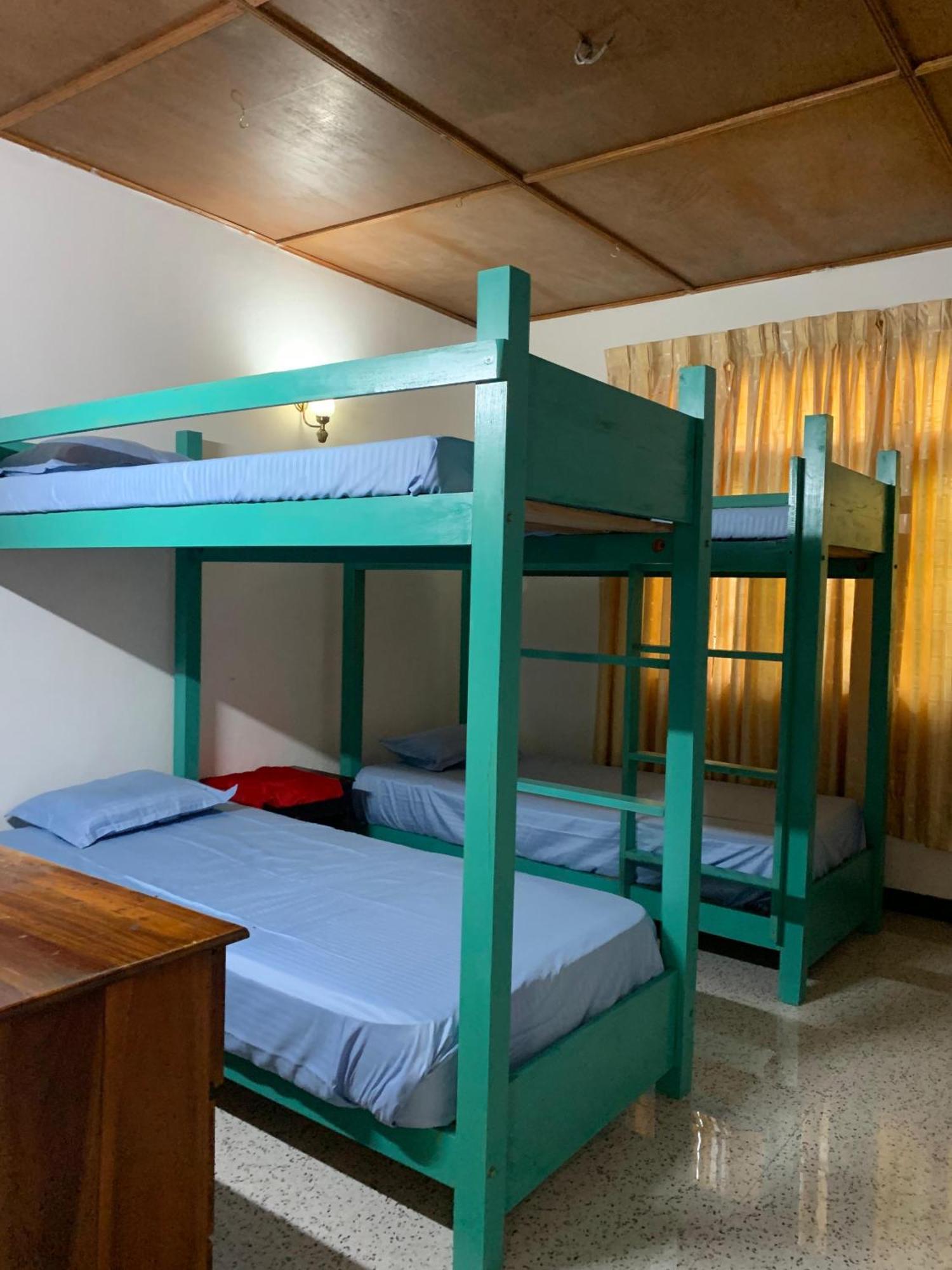 Ceylon Glory Hostel Negombo Exterior photo