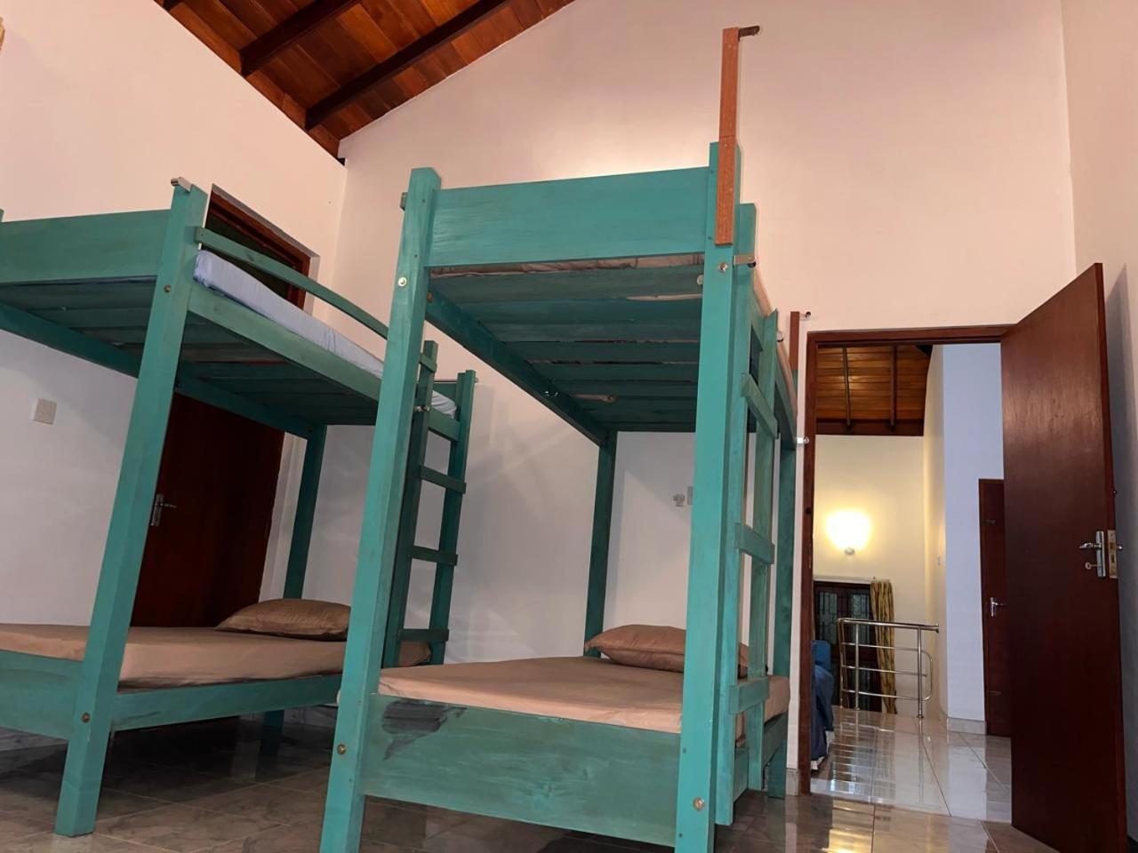 Ceylon Glory Hostel Negombo Exterior photo