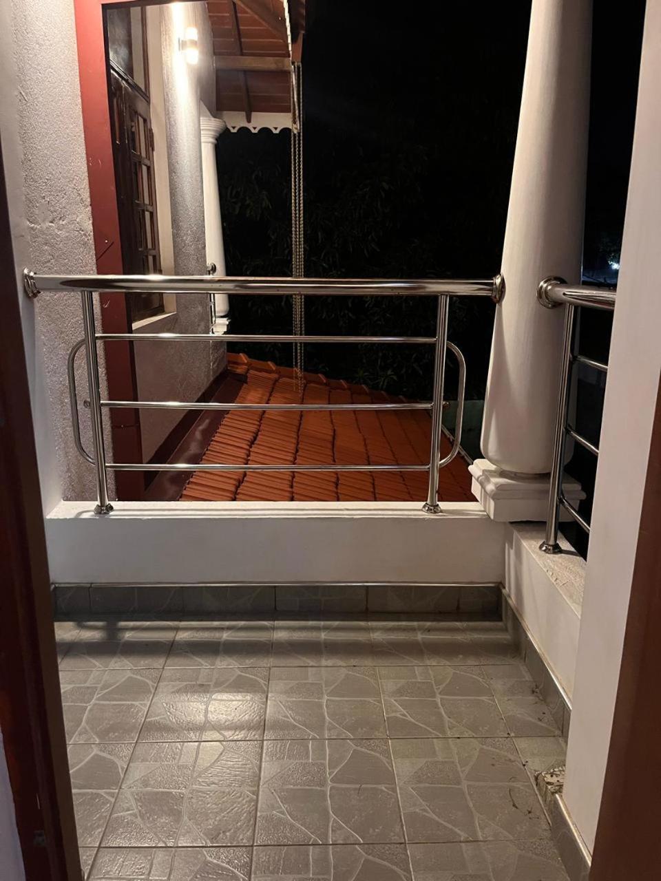 Ceylon Glory Hostel Negombo Exterior photo